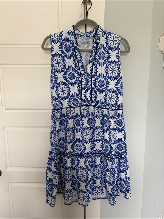 Duffield Lane Dresses & Skirts - Duffield Lane Blue and White Tile-Print Robin Dress - Sz Small (NWT)